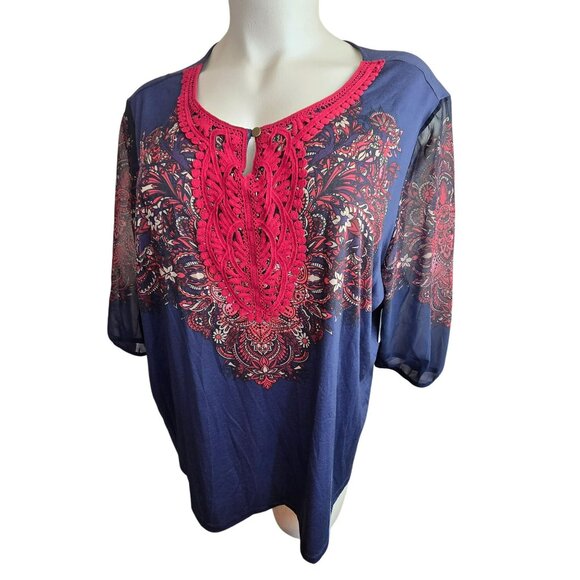 Catherines 3X 26/28W Womens Top Boho Style Keyhole Neckline Navy Red JJ4044 - Picture 2 of 12